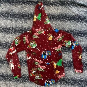No Boundaries Women’s XXS Burgundy Christmas Cat Graphic Plush Hooded Sweatshirt